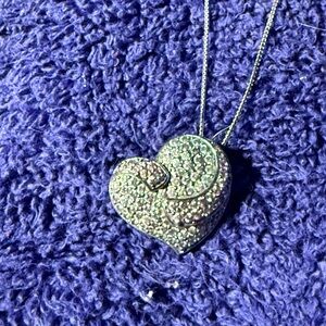 Elegant Silver Heart Pendant Necklace